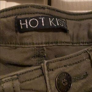 Women Green Skinny Leg Cargo Pants